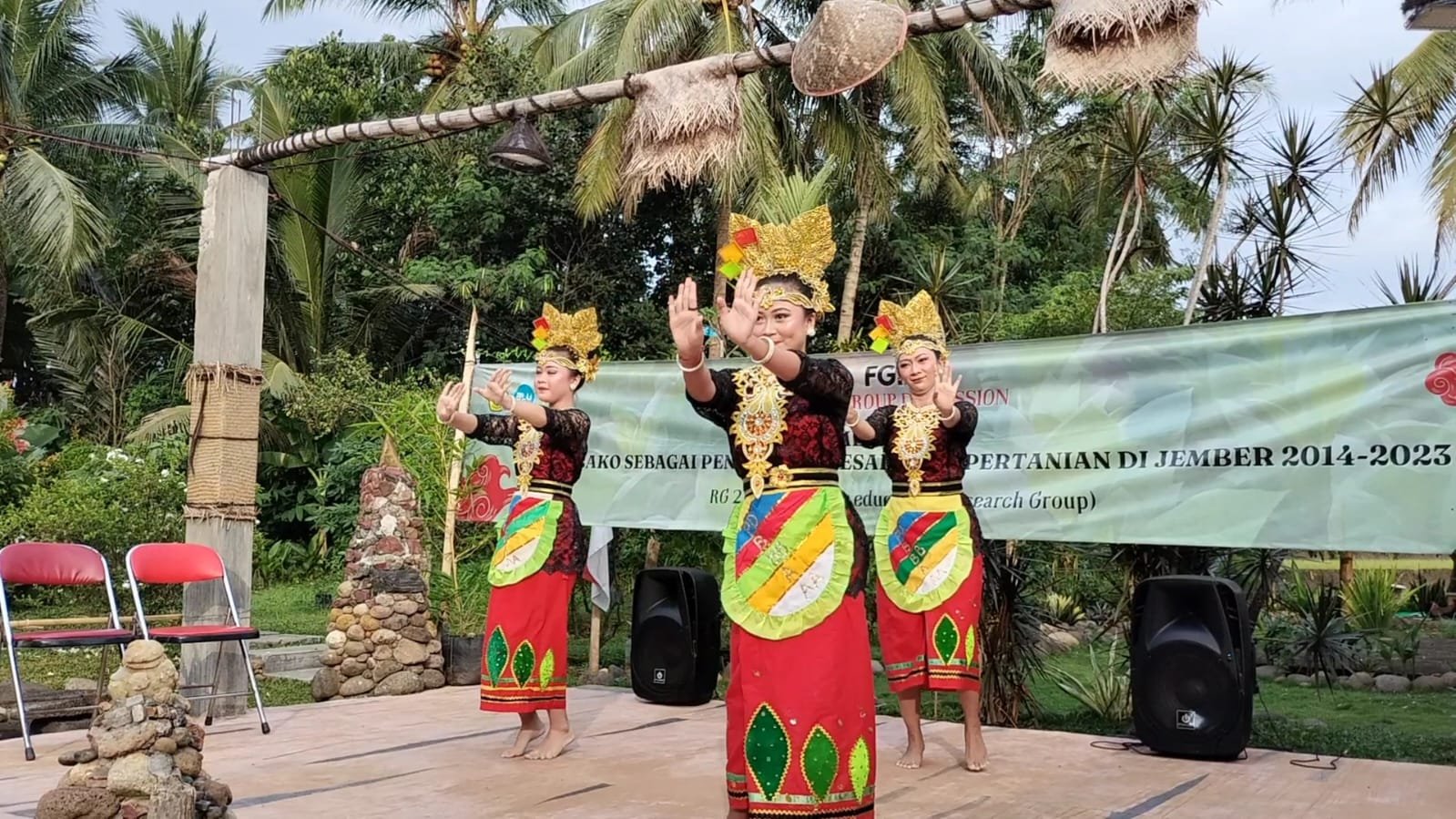 tari lahbako