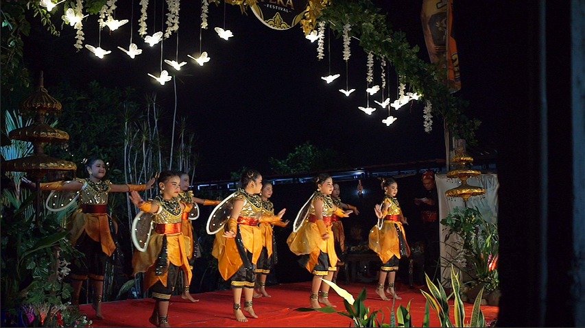 Tari Kunang Kunang Kebudayaan